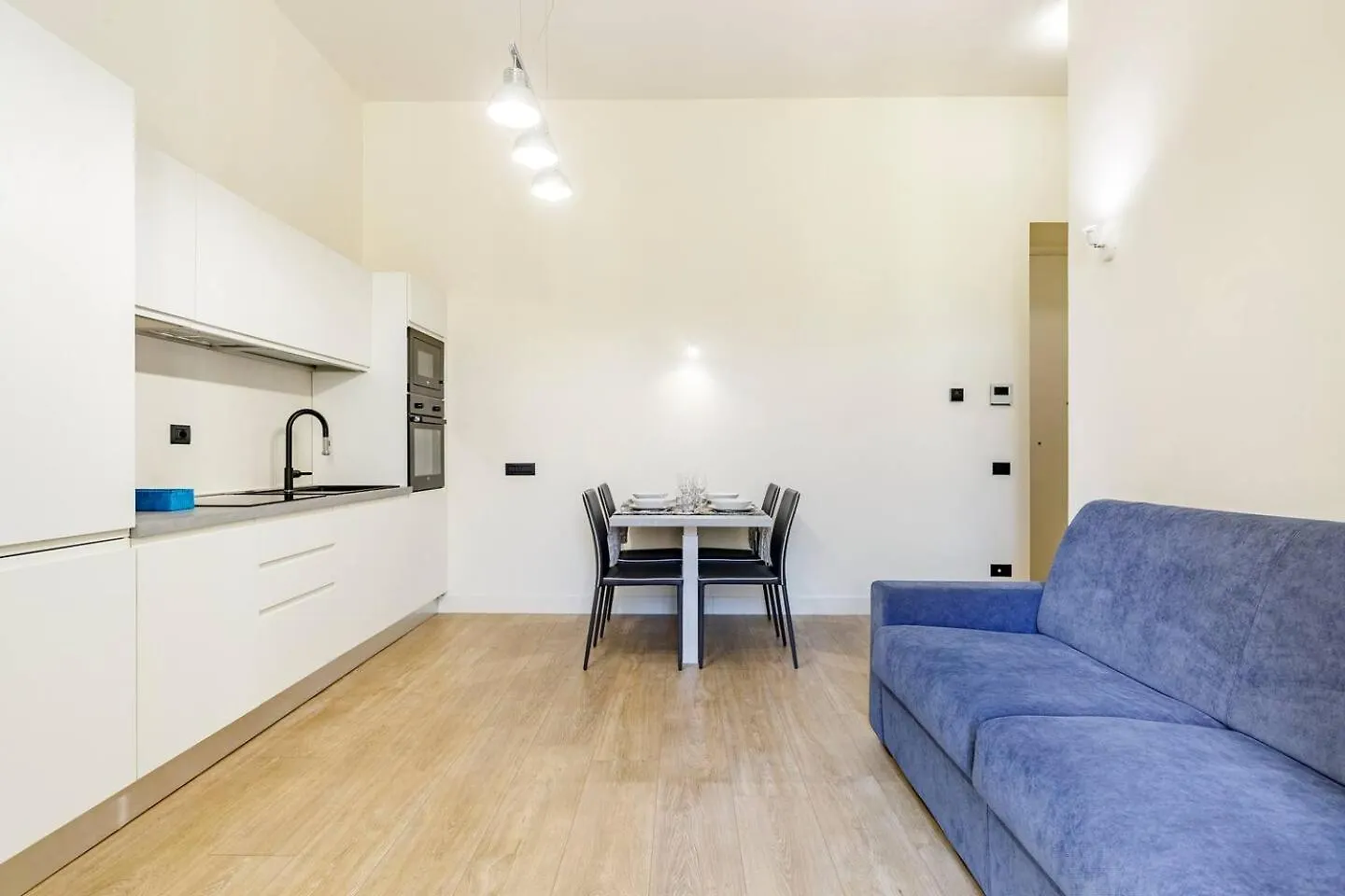 Duomo - Centro Storico E Metropolitana A Due Passi! Apartman Nápoly